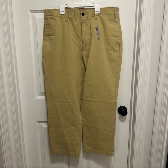 L.L. Bean Other - LL Bean Men’s Easy Care Classic Fit Stretch Katahdin Khaki Chino Pants 38Wx 29
